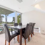 Sentinel Beach House - Auckland Holiday Retreat
