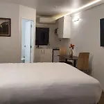 Oaktree Motel
