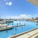 Lighter Quay Apartments By Urban Rest