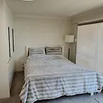 Takapuna Centre 3B Plus Netflix