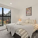 20 Te Kanawa Haven