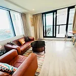 Sky Tower Panorama Suite Luxurious Apartment