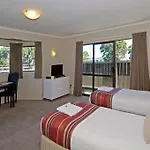 Airport Harbour Motel