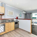 Deluxe Princes Wharf Apt L Free Wifi & Aircon