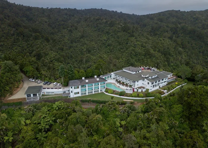 Waitakere Resort & Spa
