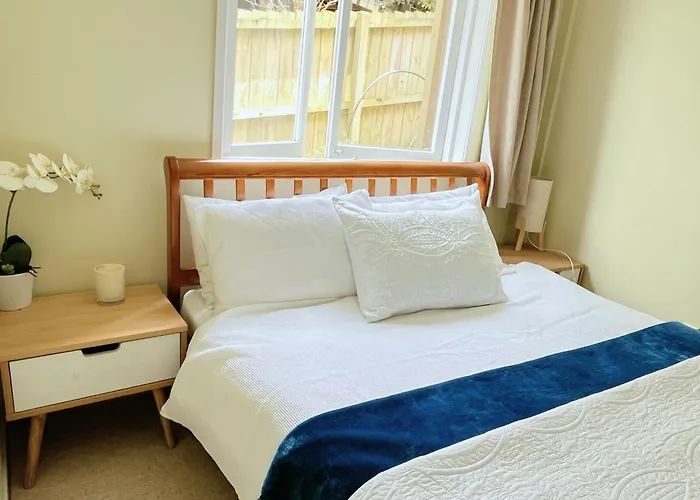 Family Suite At Campbells Bay -Netflix Tv