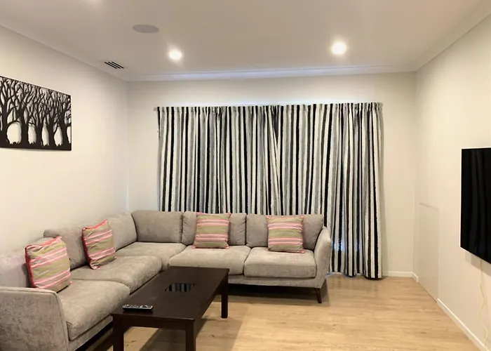 Flat Bush Private Ensuite