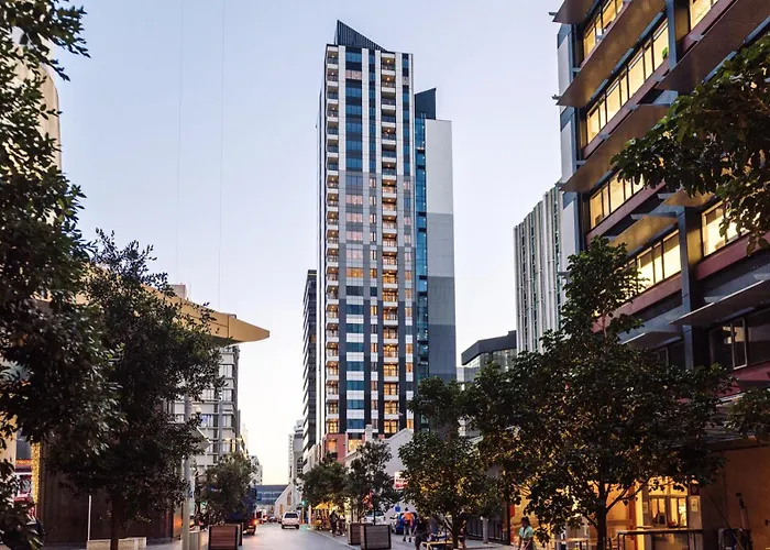 Gorgeous High Floor 2 Bedroom Apartment In Auckland Cbd