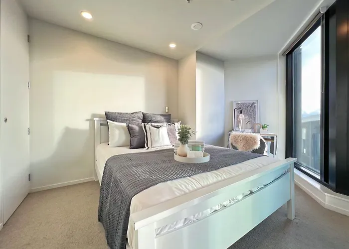 Stylish Two-Bedroom Apartment In The City Center