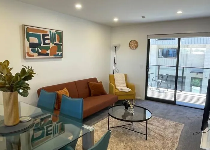 Stylish And Sleek Auckland Stay