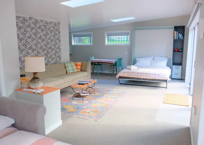 Studio Wing In Saint Heliers