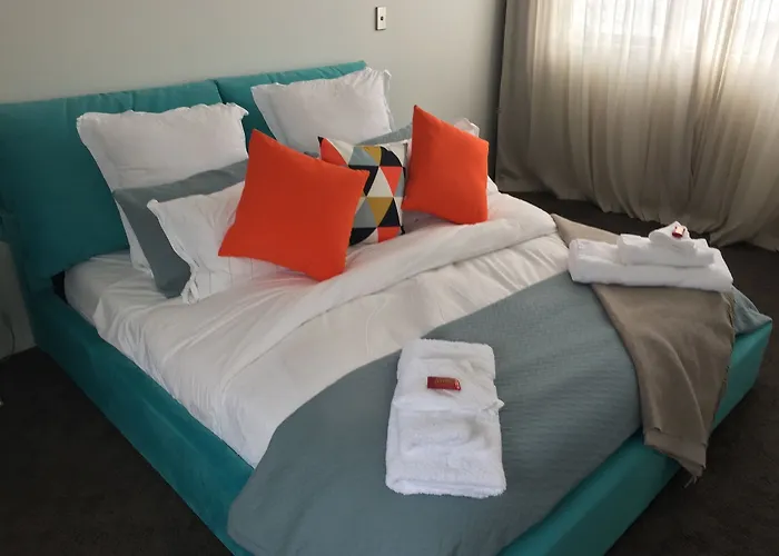 Liberty 3 Bedroom House, Parnell, Cbd, Auckland