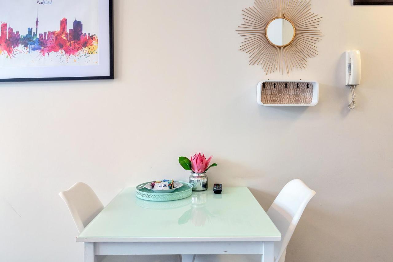 Cosy At The Cambridge With Wi-fi And Netflix Apartment Auckland