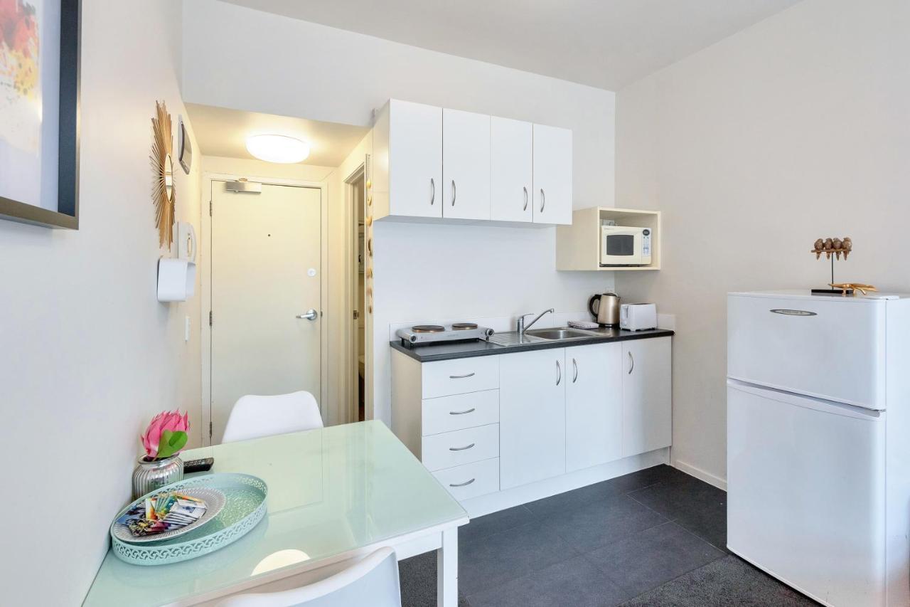 Cosy At The Cambridge With Wi-fi And Netflix Apartment *