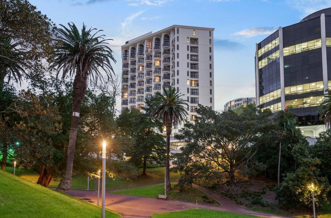 Parkside & Hotel Auckland