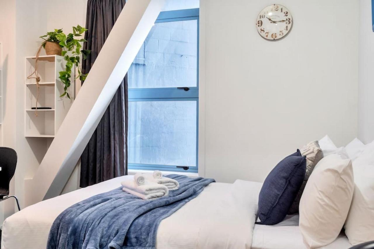 Cute Little Private In The Apartment *