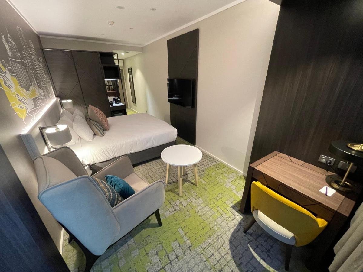 Mercure Queen Street 4* Auckland