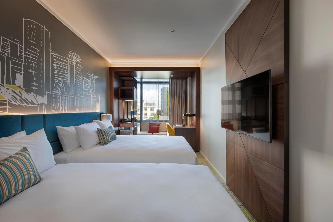 Mercure Queen Street Hotel 4*