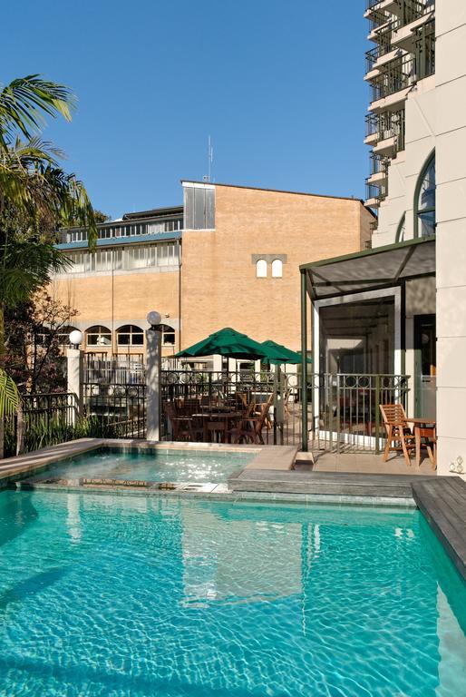Parkside & Hotel