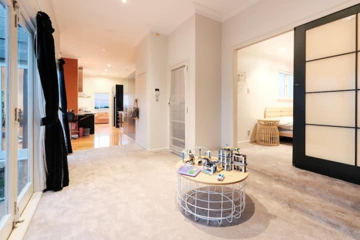 Central Location Spacious Comfortable House