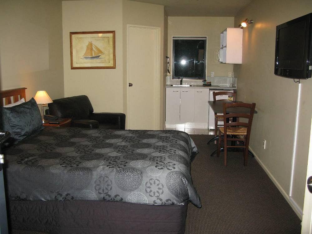 Oaktree 4*