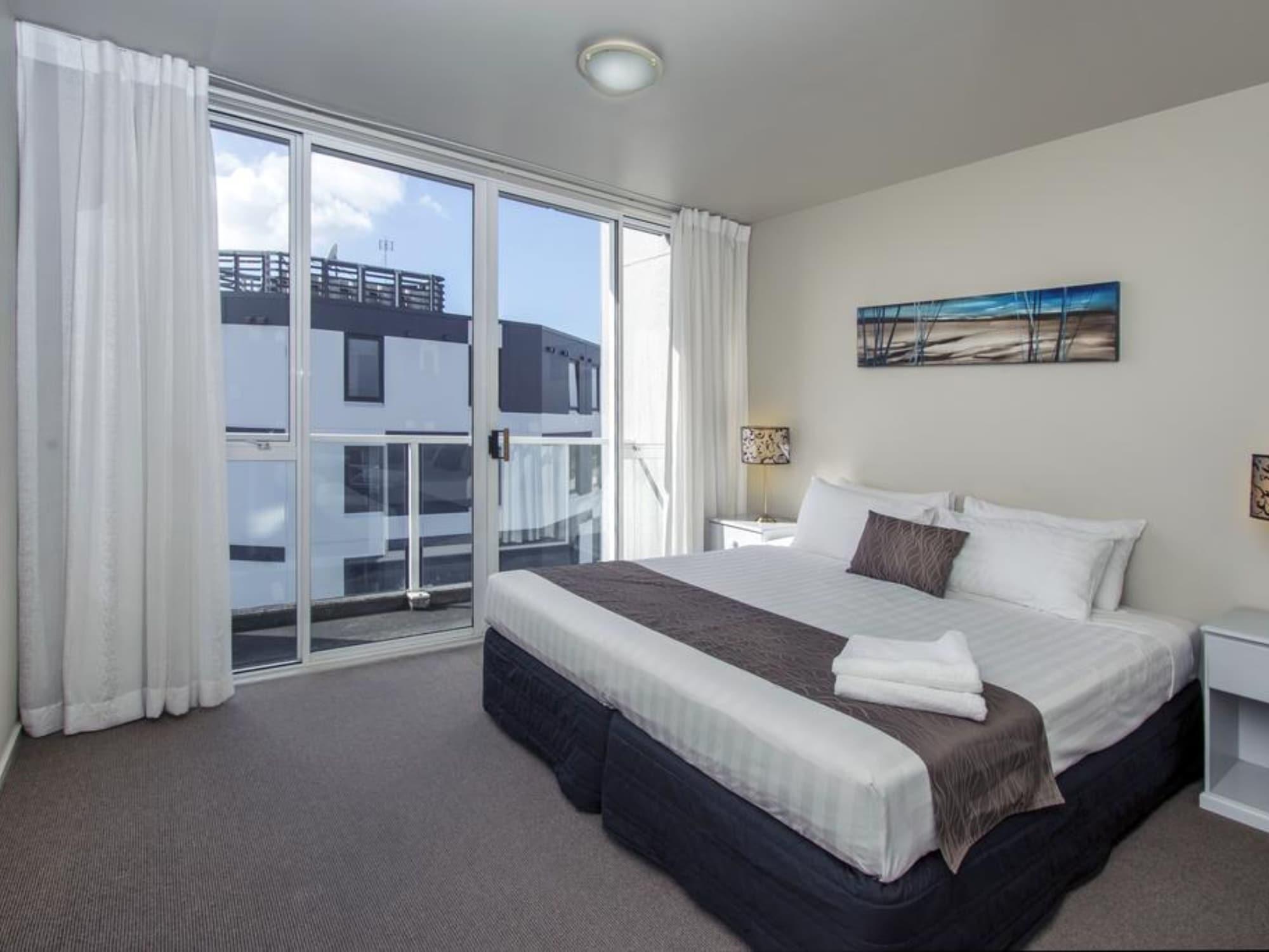 Crown On Cintra Lane Aparthotel 4*