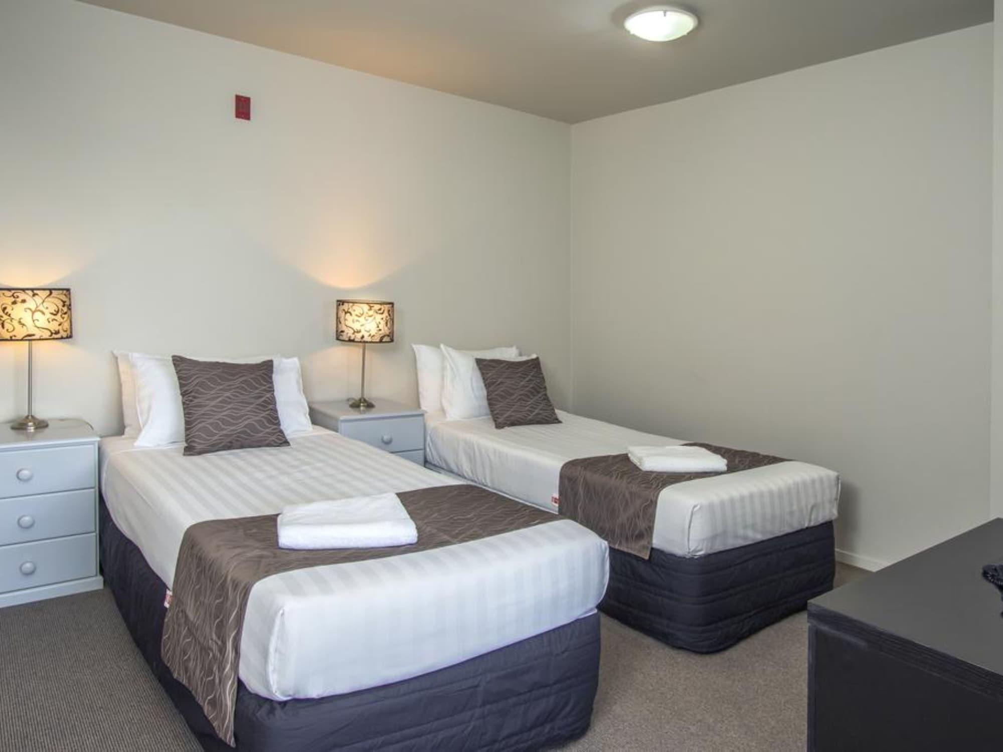 Aparthotel Crown On Cintra Lane 4*