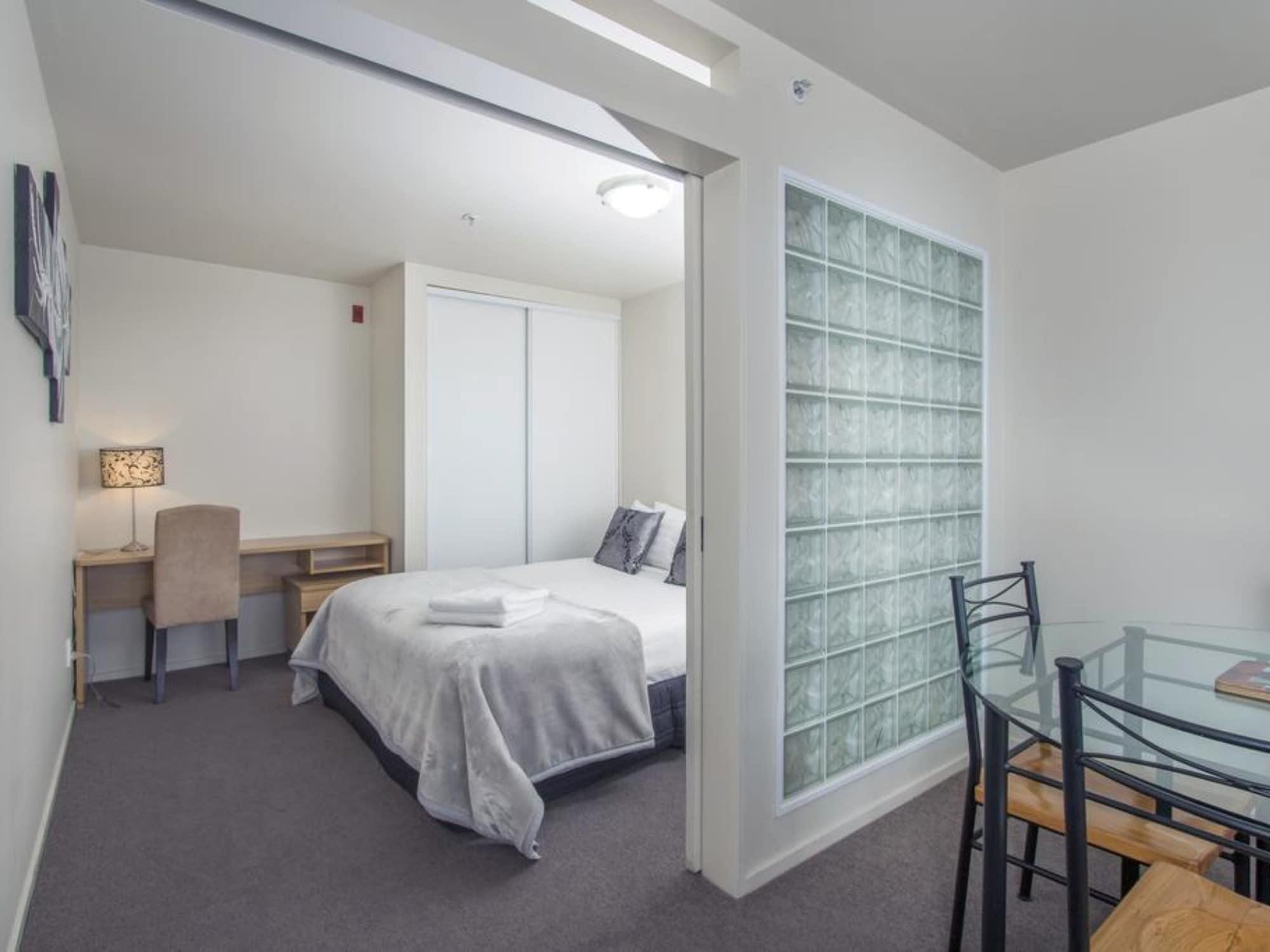 Aparthotel Crown On Cintra Lane 4*