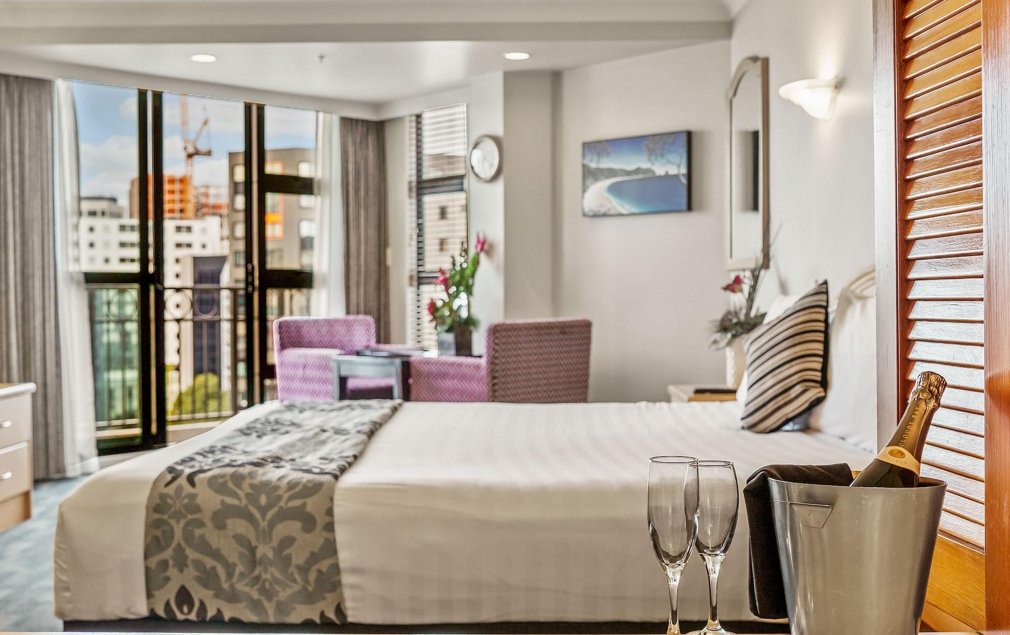 Parkside & Hotel Auckland