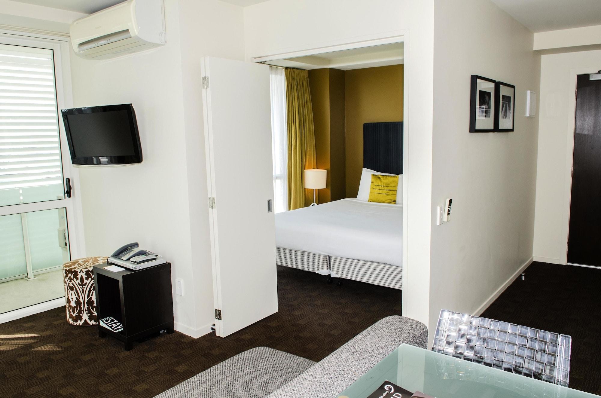 Aparthotel The Quadrant & 4*