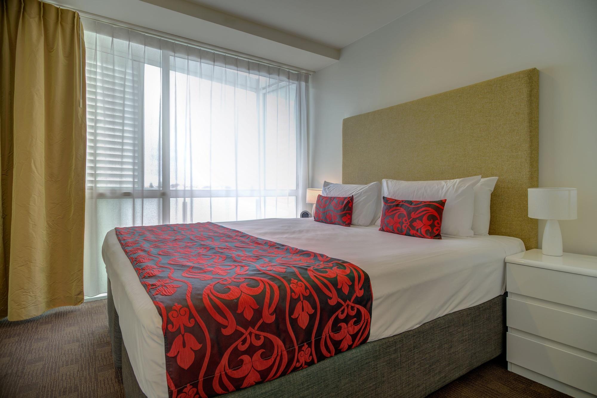 The Quadrant & 4*