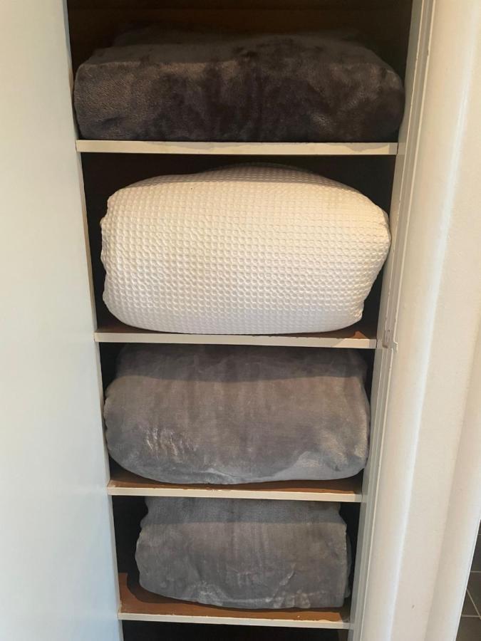 Central Location Spacious Comfortable House Holiday home Auckland