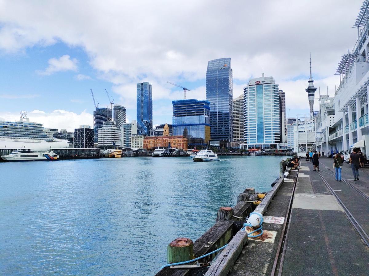 Princes Wharf Grace