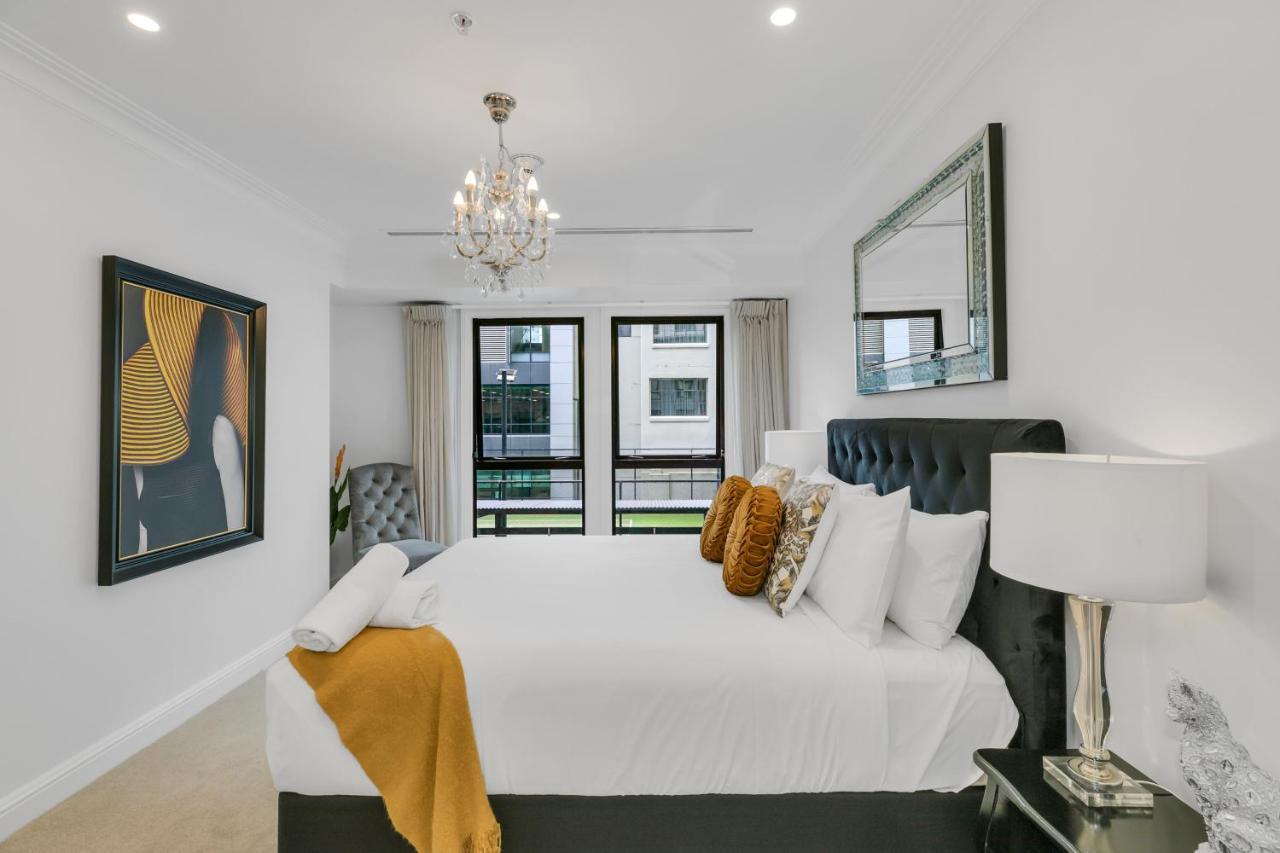 The Marble Royale Apartment *