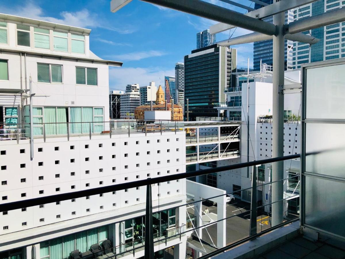 Not Active * Auckland