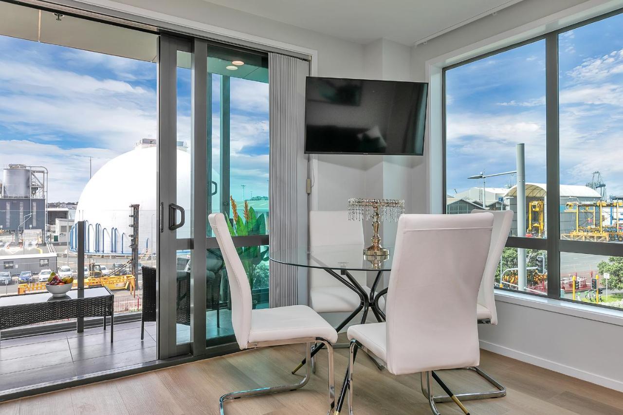 Your Renovated Retreat + Cp * Auckland