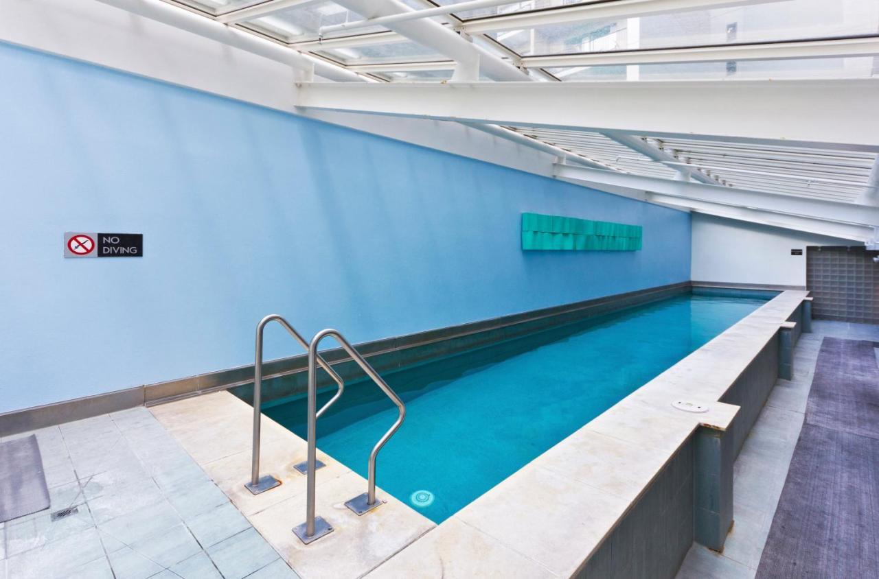 Your Family Getaway - Rooftop & Pool! Apartment *