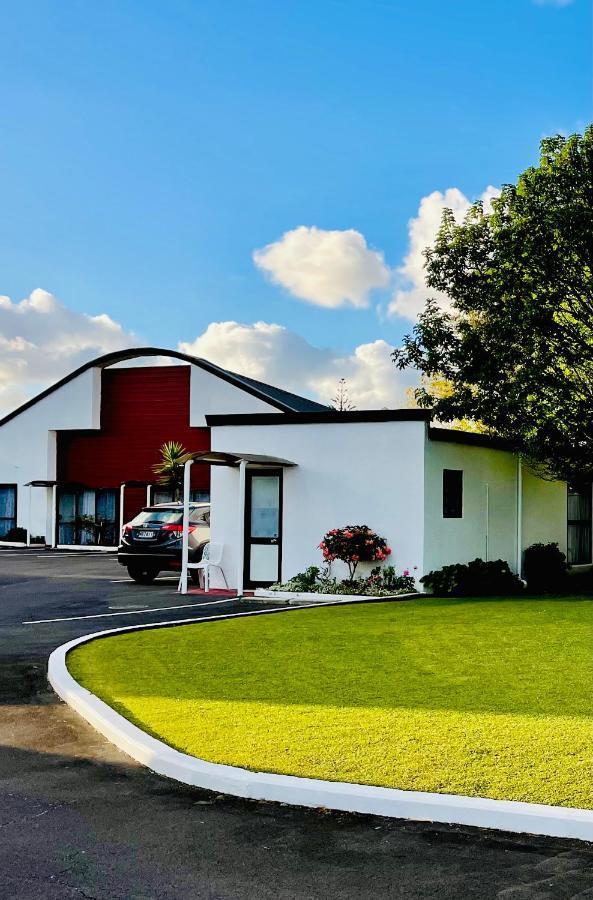Motel Cascades Motor Auckland