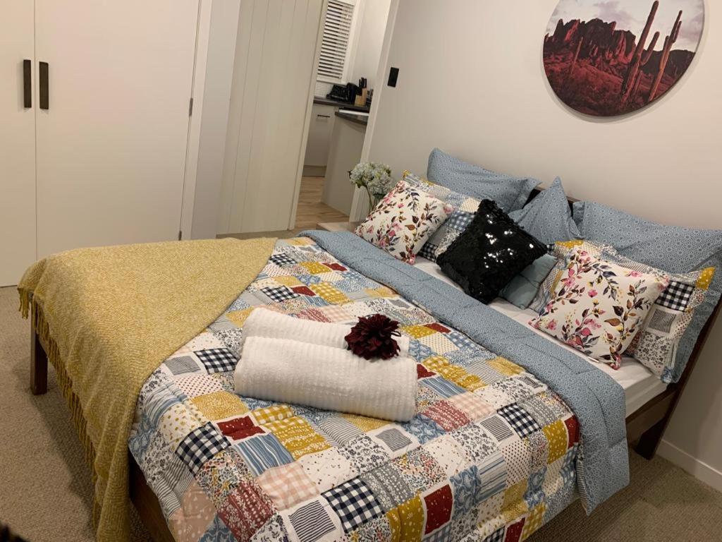 Cute And Cozy Near Airport * Auckland