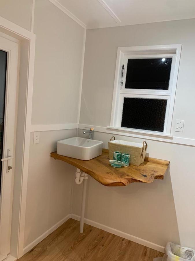 Cute And Cozy Near Airport Auckland