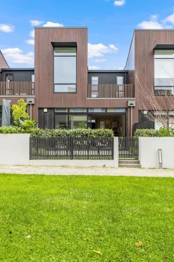 Hobsonville Point Enchanter With Parking And Wi-fi Auckland