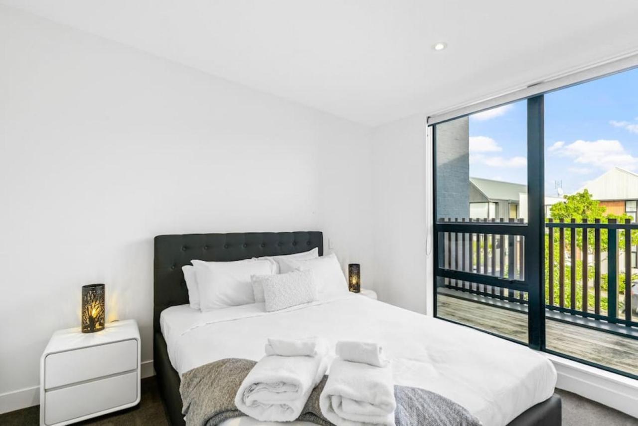 Hobsonville Point Enchanter With Parking And Wi-fi Holiday home