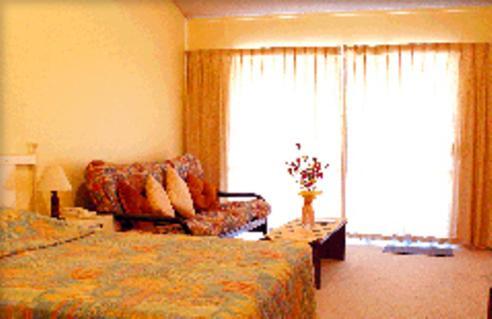 Motel Airport Pacific 3*