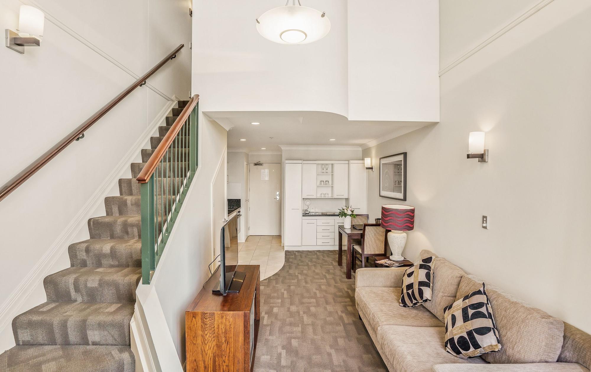 Parkside & 4*