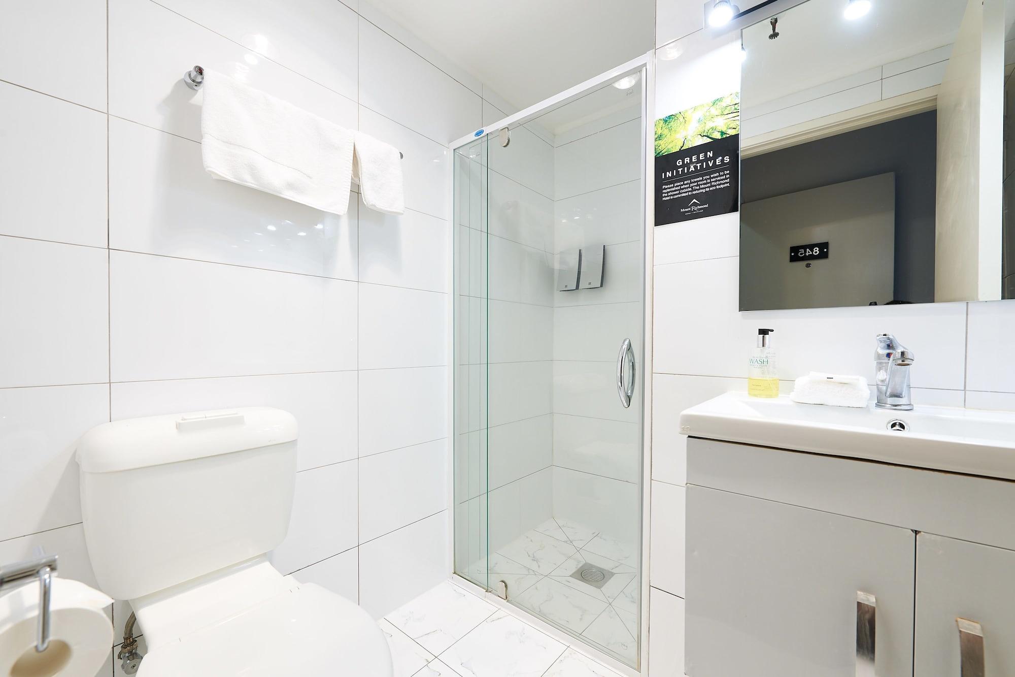 Mount Richmond Hotel 4*