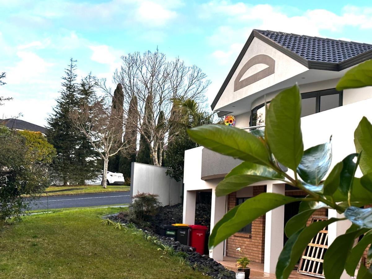Holiday home West Harbour White House Auckland