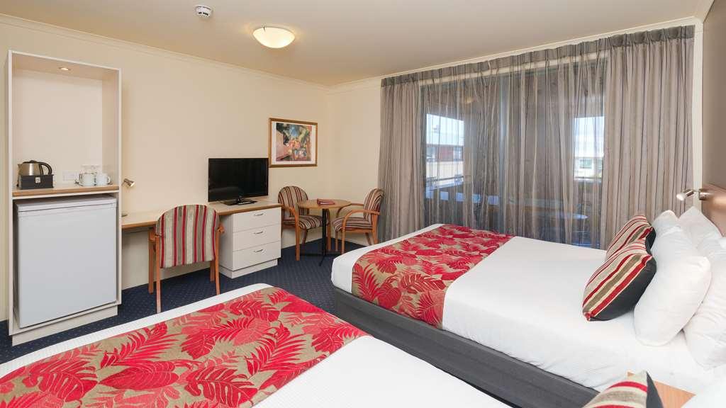 Heartland Airport 4*