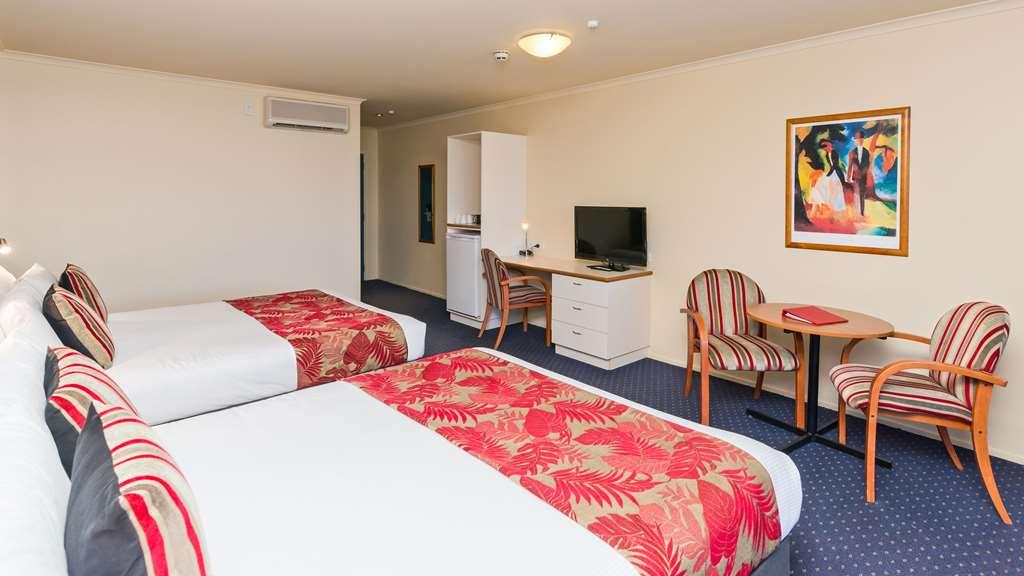 Hotel Heartland Airport