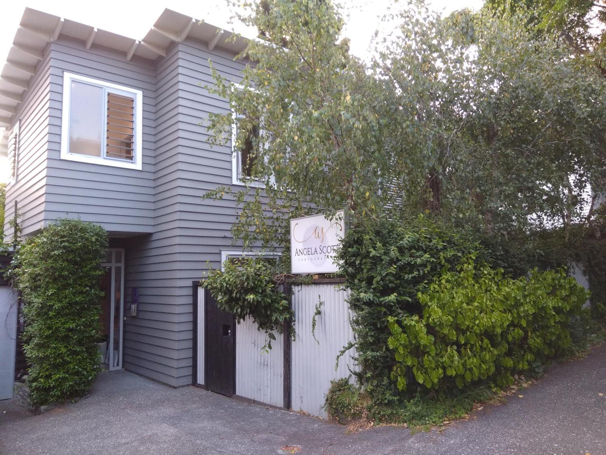 Artist Photographers Studio Lodge *