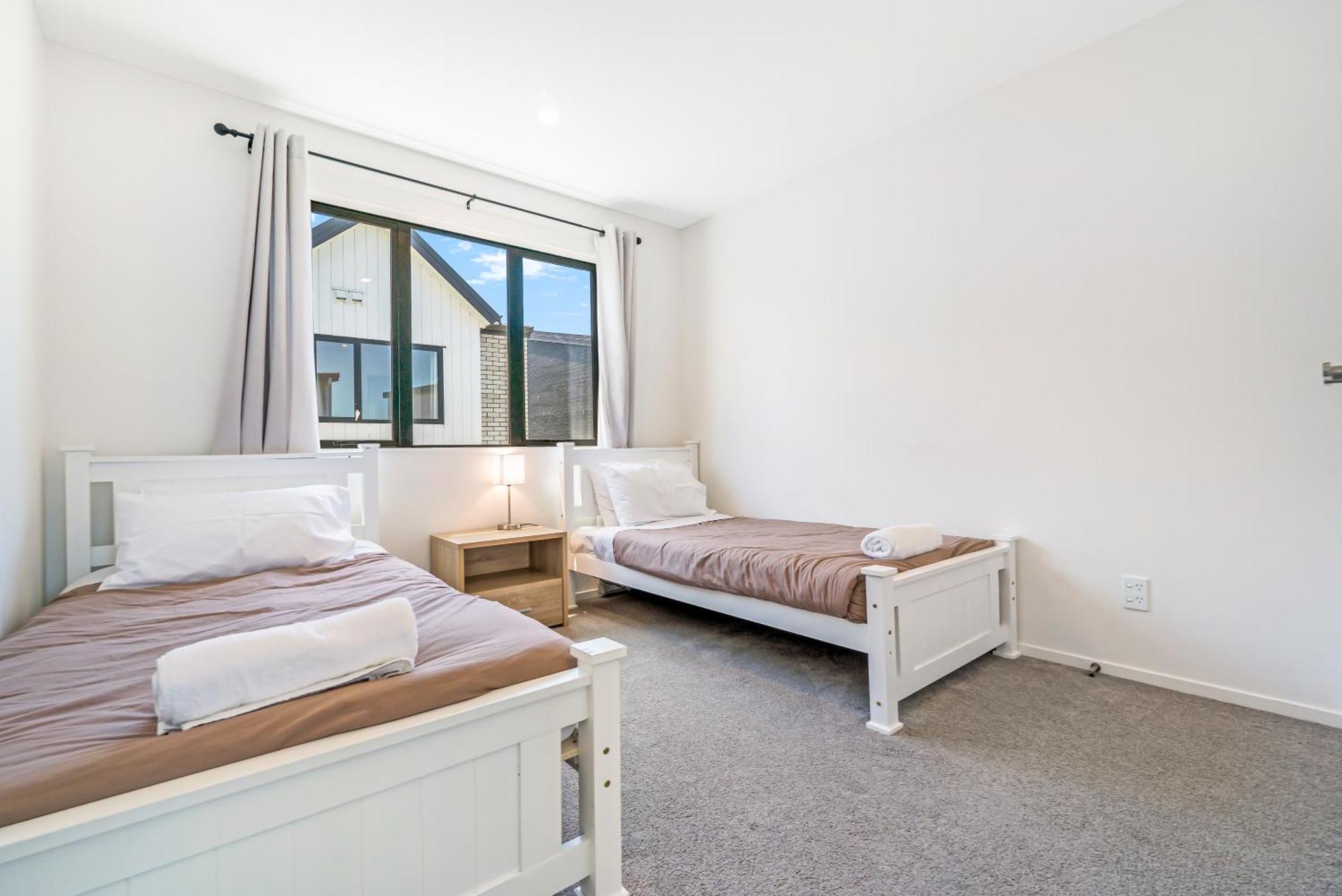 Cozy Brand New Townhouse 15 *